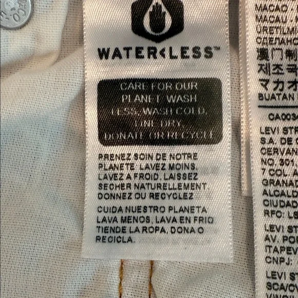 Levi's Boyfriend Jeans Classic Light Blue 32 x 32 - Picture 6 of 8